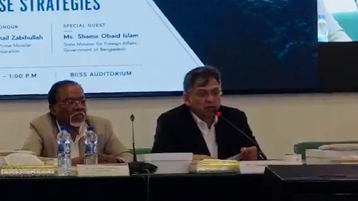 রোহিঙ্গাদের ফেরত পাঠাতে আন্তর্জাতিক সম্প্রদায়ের সহযোগিতা প্রয়োজন: স্বরাষ্ট্রমন্ত্রী