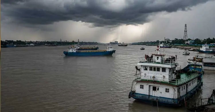 ৬০ কিলোমিটার বেগে ঝড়ের আভাস
