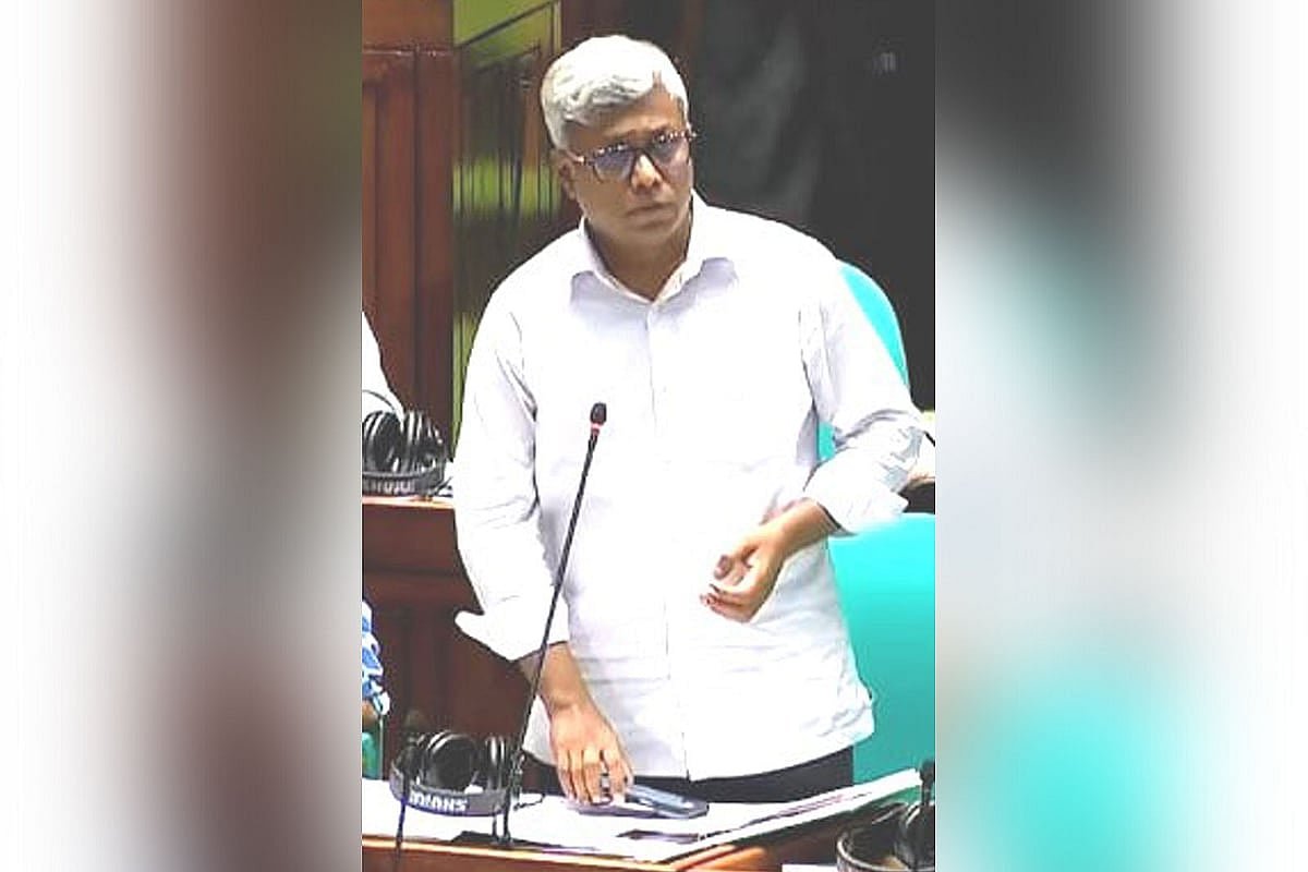 ১৫ দিনের মধ্যে বিদ্যুৎ পরিস্থিতির উন্নতি হবে: সংসদে বিদ্যুৎ প্রতিমন্ত্রী
