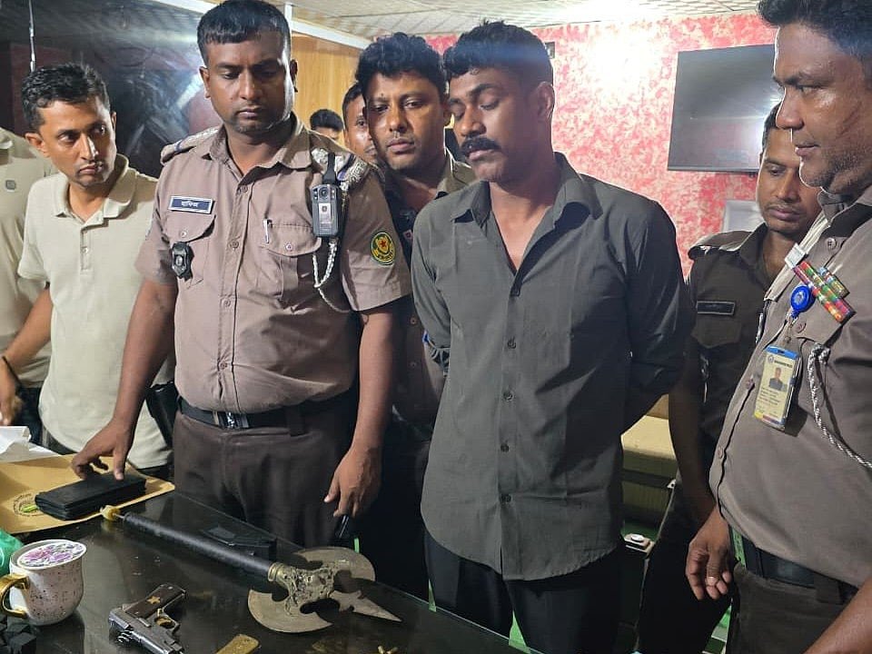 রিমান্ডে গুরুত্বপূর্ণ তথ্য দিয়েছেন ‘শীর্ষ সন্ত্রাসী’ বাপ্পি ও তাঁর সহযোগীরা