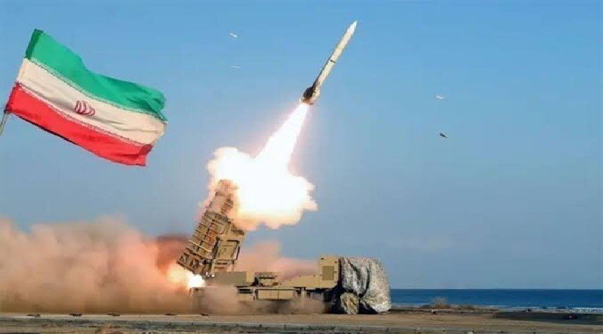 ইরানের হামলায় বিপুল মার্কিন সেনা নিহত, হেলিকপ্টার ধ্বংস