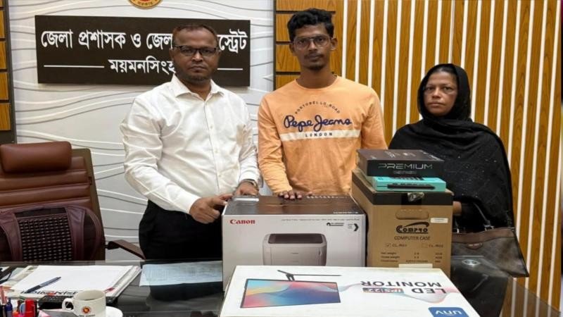 বাবাকে হারিয়ে থমকে যাচ্ছিল ক্রিকেট, শান্তর পাশে জেলা প্রশাসন