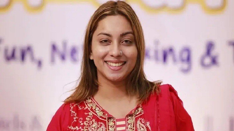 ‘আমি এখন পর্যন্ত শারীরিক সম্পর্কে জড়াইনি’