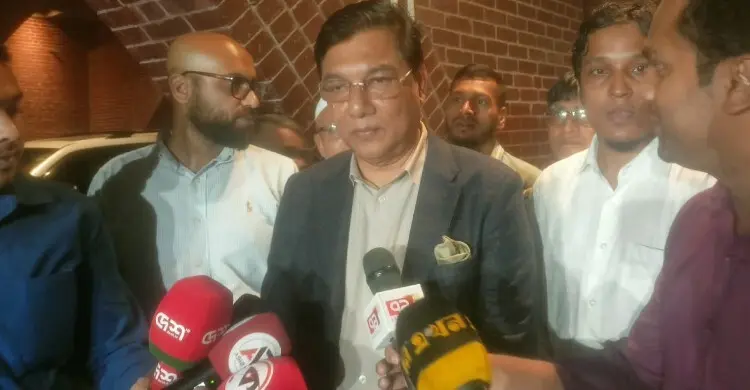 ট্রাফিক আইন লঙ্ঘনের ঘটনায় মন্ত্রী রশিদুজ্জামান মিল্লাতের দুঃখ প্রকাশ