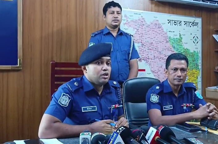 সাভারে ছয় মাসে মাদ্রাসাছাত্রকে বারবার ধর্ষণ, ২ শিক্ষকসহ গ্রেপ্তার ৫