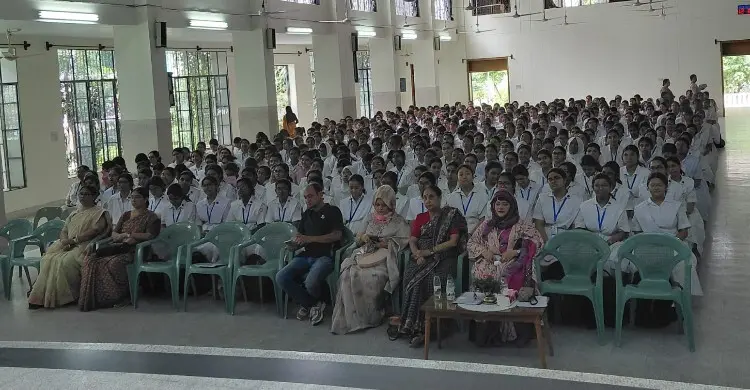 হলিক্রসে গণস্বাস্থ্যের ক্যানসার সচেতনতা কর্মসূচি