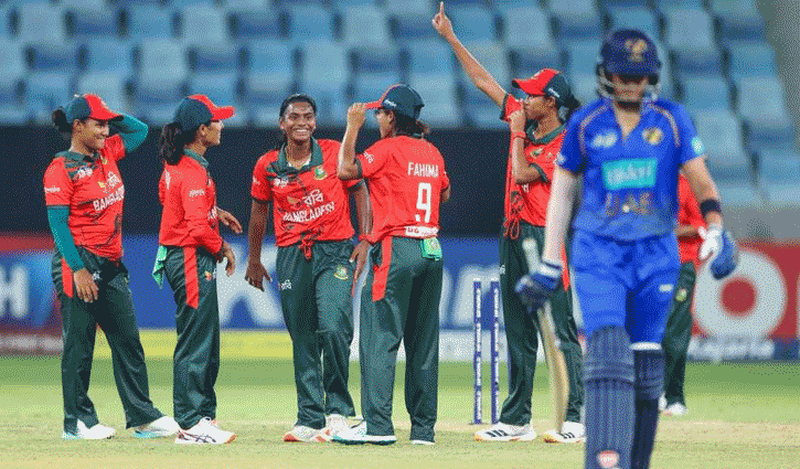 বোলারদের তোপে সেমিফাইনালে বাংলাদেশ, প্রতিপক্ষ ভারত