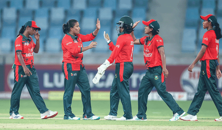 বোলারদের দাপটে বড় জয়ে শুরু বাংলাদেশের এশিয়া কাপ