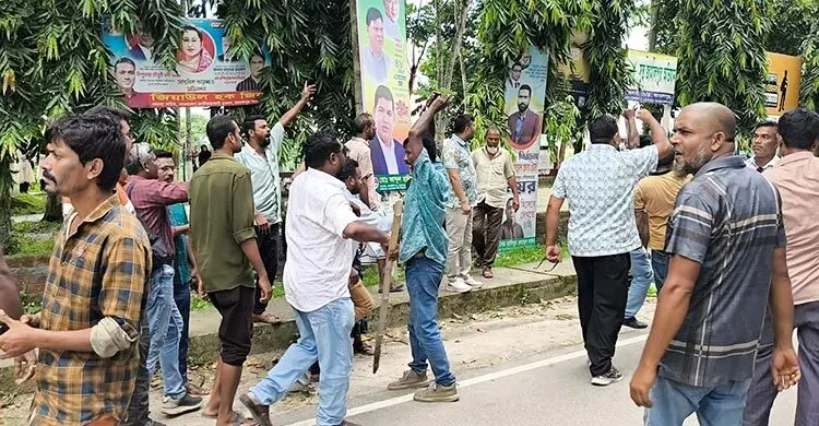 জামালপুরে রাজীব পরিবহন বন্ধের দাবিতে মানববন্ধনে হামলা, আহত ৫