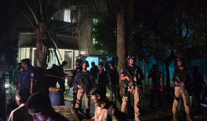 সাভারে জেএমবি সদস্য আরিফ ধরা পড়লেও পলাতক আরো পাঁচ, মামলা