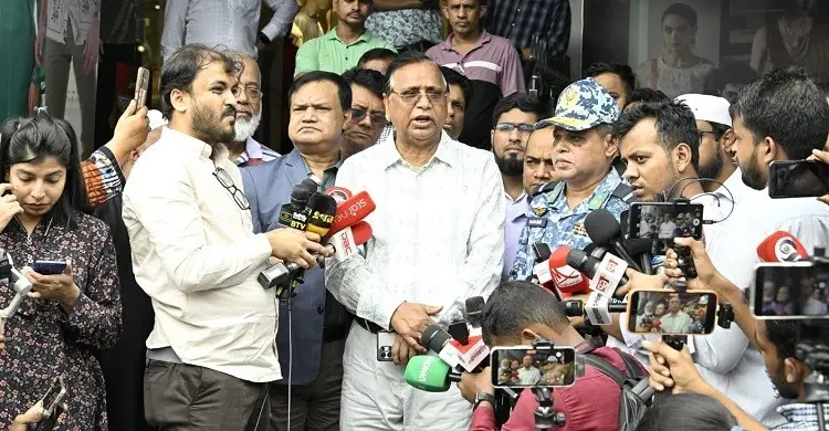 নাগরিক সেবায় গাফিলতি পেলে কর্মকর্তাদের বিরুদ্ধে তাৎক্ষণিক ব্যবস্থা