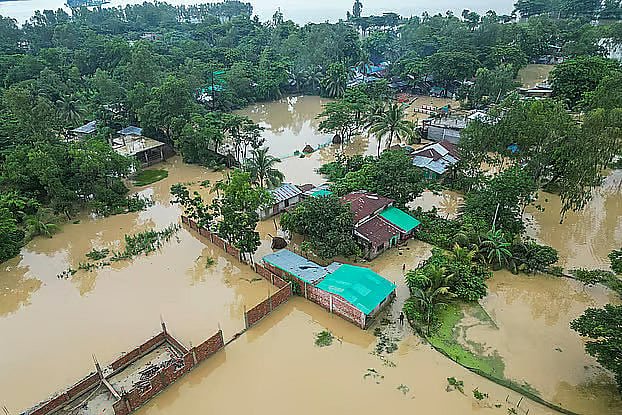 বন্যা ঠেকাতে ১৩৬২ কোটি টাকার প্রকল্প