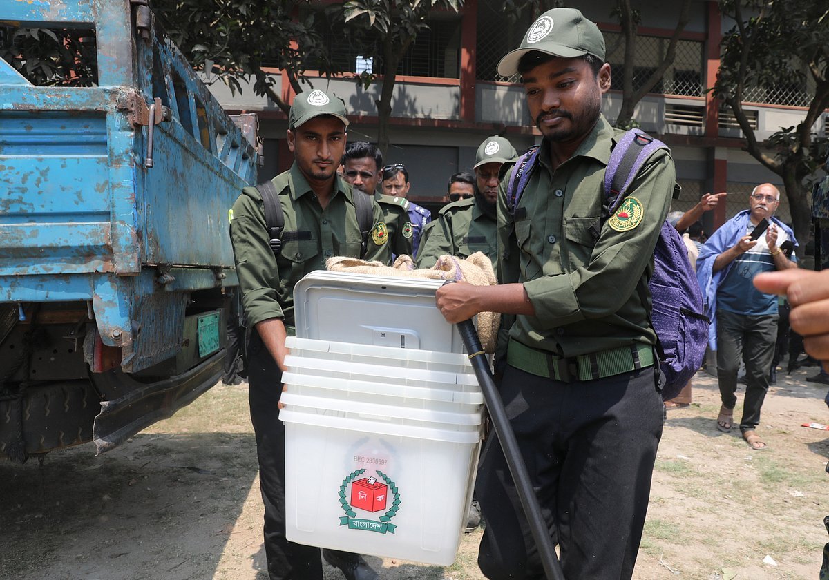 স্থানীয় সরকার নির্বাচন প্রশ্নে ইসি ও
সরকারের সমন্বয়হীনতা প্রকাশ্যে