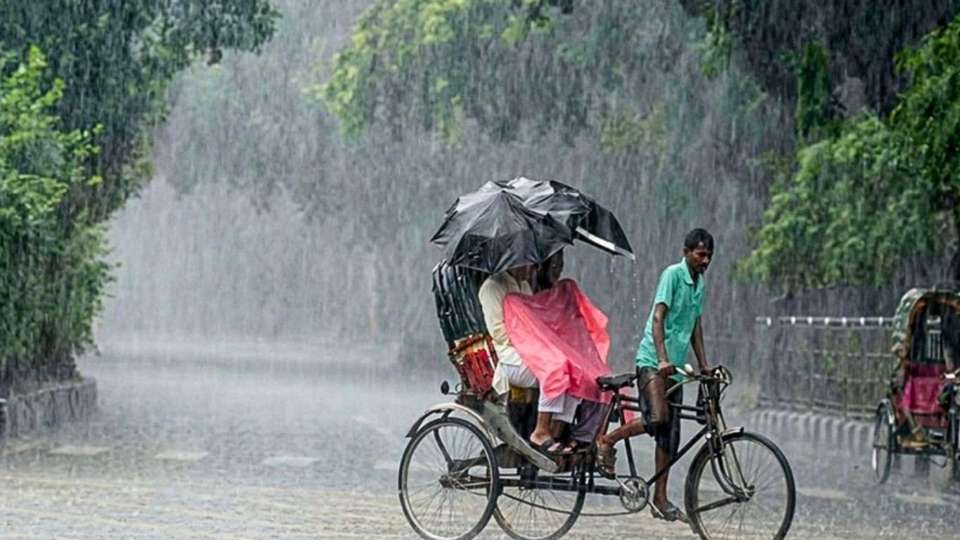 দেশের ৮ জেলায় বজ্রবৃষ্টি ও ঝোড়ো হাওয়ার পূর্বাভাস