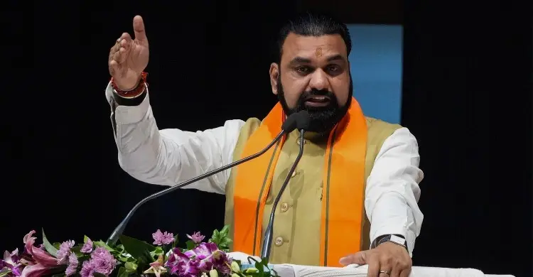 ফারাক্কার সব গেট খুলে দিতে বললেন বিহারের মুখ্যমন্ত্রী