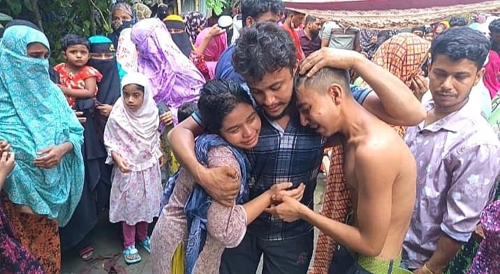 পুকুরে ডুব দিয়ে আর উঠলেন না দাদা, খুঁজতে নেমে দুই নাতি-নাতনিও ডুবল পানিতে
