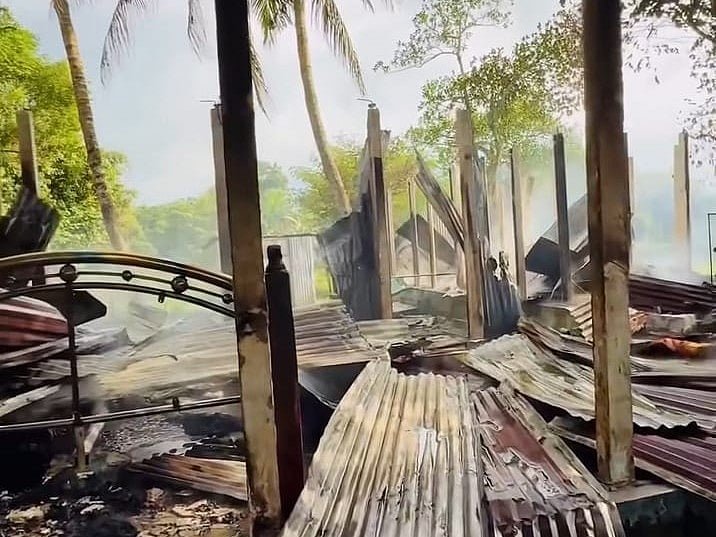 ফোনে ডেকে নিয়ে কুপিয়ে হত্যা, অভিযুক্তের বাড়িতে আগুন দিল ক্ষুব্ধ লোকজন