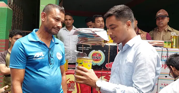 লক্ষ্মীপুরে নকল ঘি জব্দ, ব্যবসায়ীকে জরিমানা