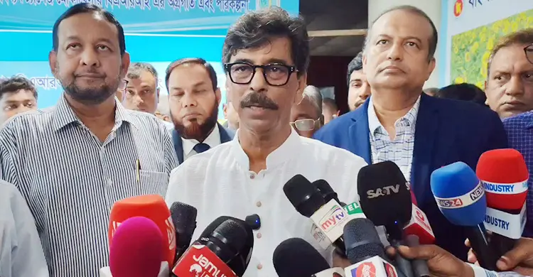 সারের কোনো সংকট নেই: কৃষিমন্ত্রী