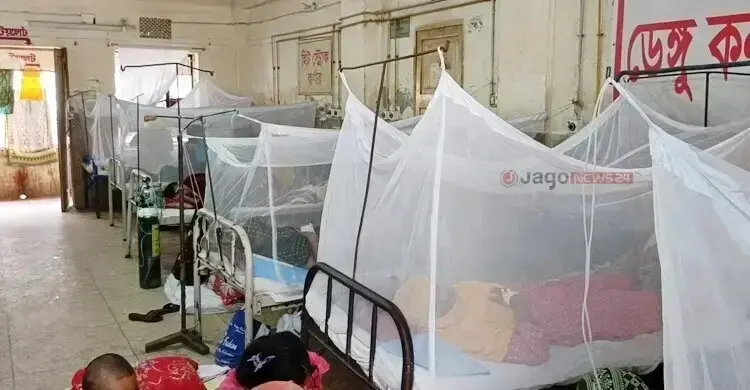 চট্টগ্রামে ২৪ ঘণ্টায় নতুন ডেঙ্গু রোগী ৪৯, একজনের মৃত্যু