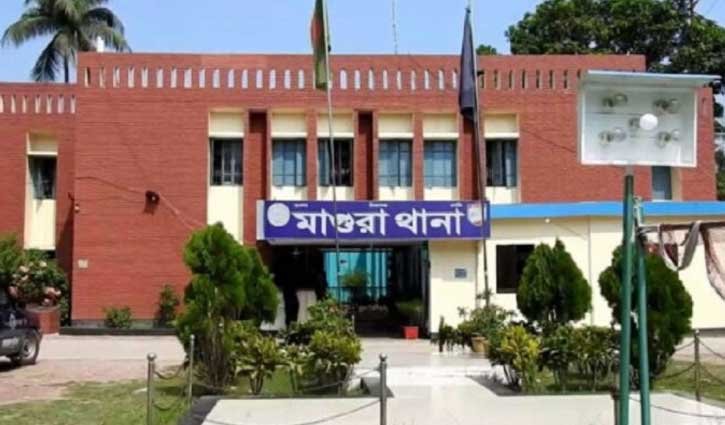 তথ্য চাওয়ায় সাংবাদিকের পা কেটে নেওয়ার হুমকি, থানায় জিডি