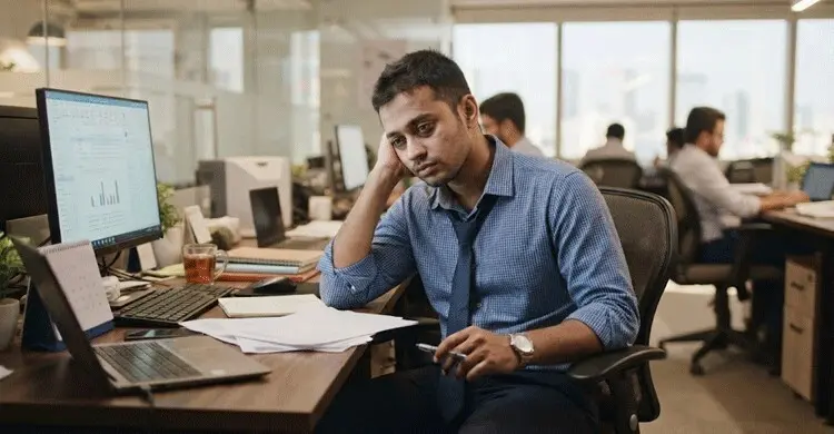 সকালের নাশতায় যেসব খাবার খেলে সারাদিন ঘুম পায়
