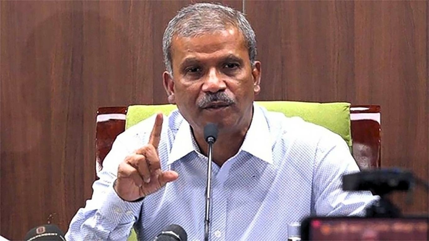 আসিফ নজরুলের সিদ্ধান্তেই বিশ্বকাপে যায়নি বাংলাদেশ