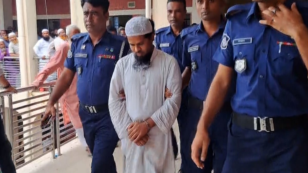 শিশু অন্তঃসত্ত্বার মামলায় মাদ্রাসাশিক্ষকের বিরুদ্ধে অভিযোগপত্র জমা