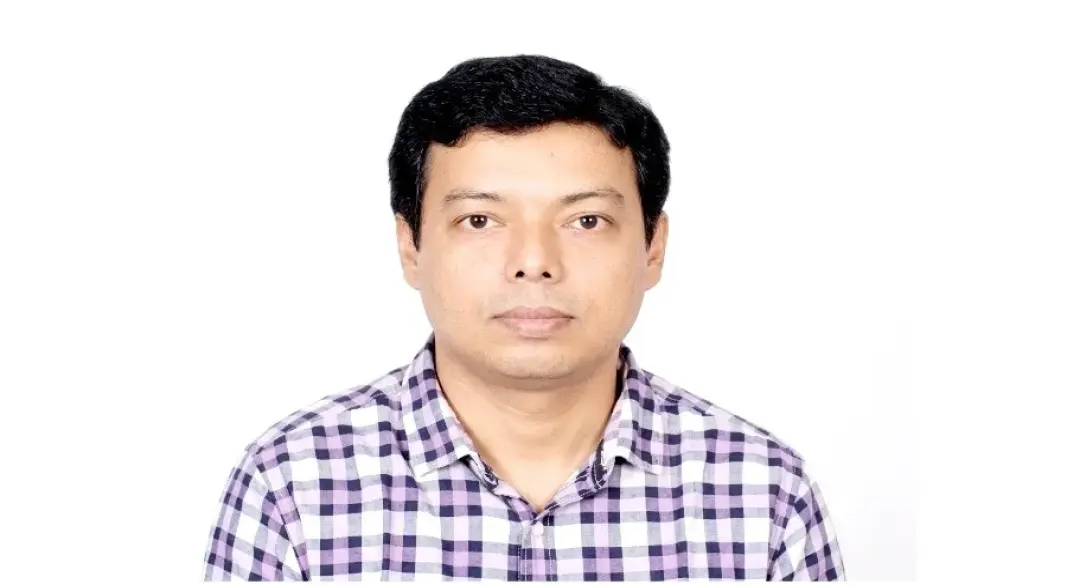 ঢাকা কাস্টম হাউসে পণ্য খালাসে অনিয়মের অভিযোগ, প্রশ্নের মুখে উপকমিশনার আমিনুল