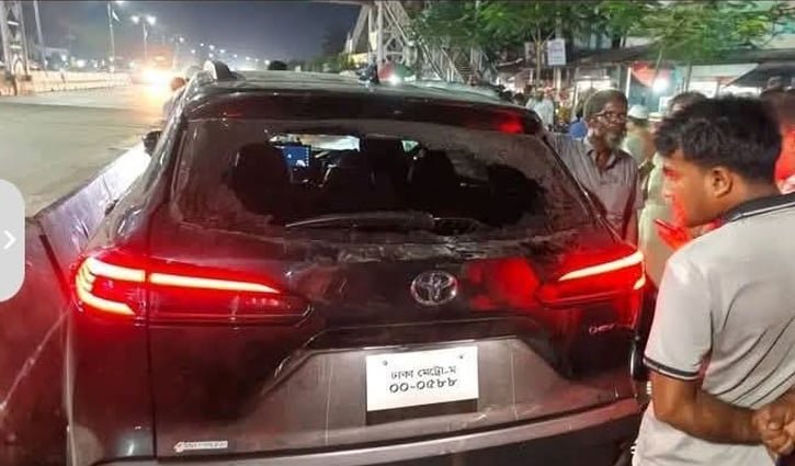 এমপি আয়নুল হকের গাড়িতে হামলা: ১৫ জনের বিরুদ্ধে মামলা
