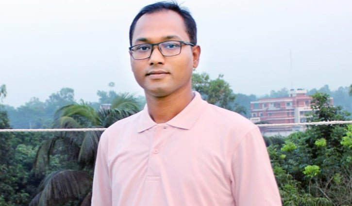 ঢাকা-চট্টগ্রাম মহাসড়কে কাস্টমস কর্মকর্তার মৃত্যু