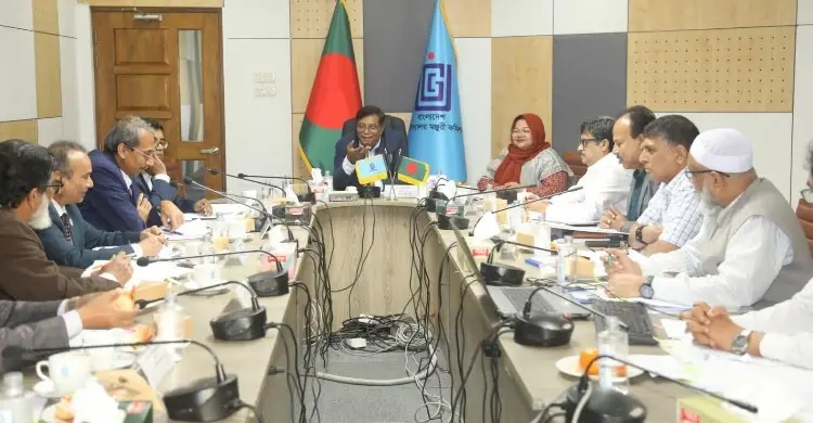 গবেষণায় বড় বিনিয়োগে যাচ্ছে ইউজিসি, বাড়ছে ফেলোশিপ