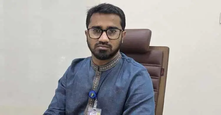 সমালোচনা করেন, ন্যায়বিচারের বিপক্ষে অবস্থান নয়: রাশেদ খাঁন