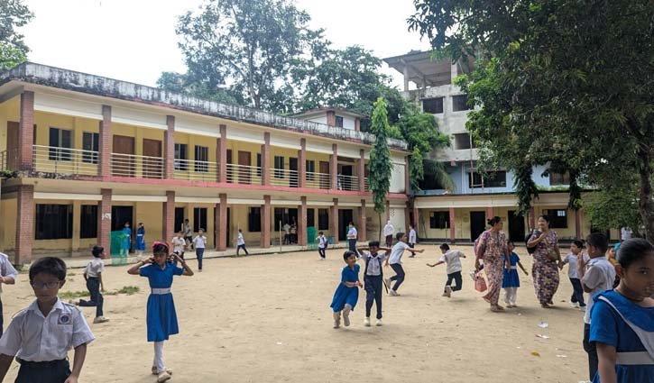 বান্দরবানে ২৪৪টি প্রাথমিক বিদ্যালয়ে নেই প্রধান শিক্ষক