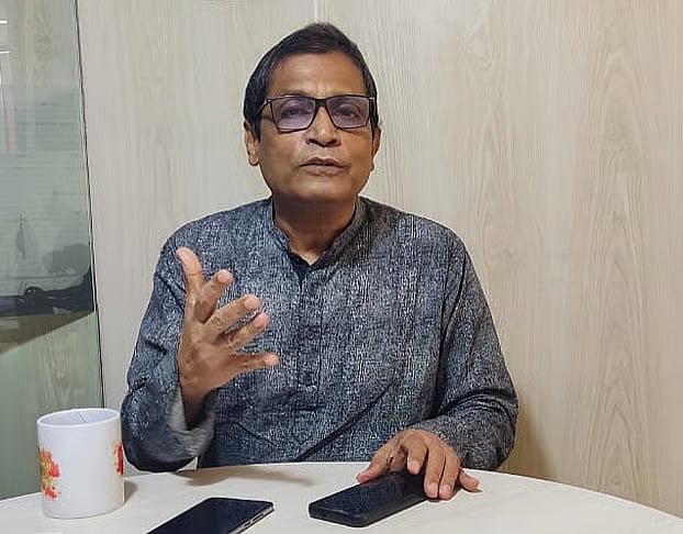 জ্বালানি তেলের মূল্যবৃদ্ধিতে মানুষের টিকে থাকা চরম কঠিন হবে: শামসুল আলম