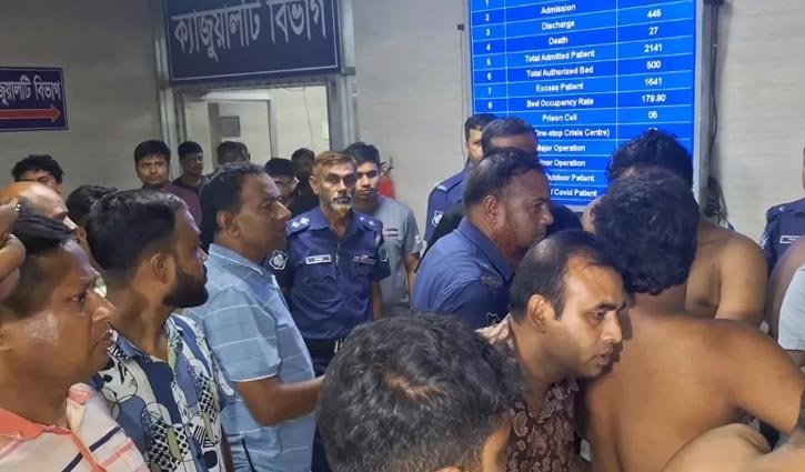 রোগীর মৃত্যু ঘিরে শজিমেকে সংঘর্ষ, আহত ১২