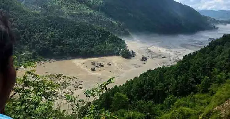 তিব্বতে চীনের নির্মাণকাজেই কি নেপালে ভয়াবহ বন্যা? উঠছে প্রশ্ন