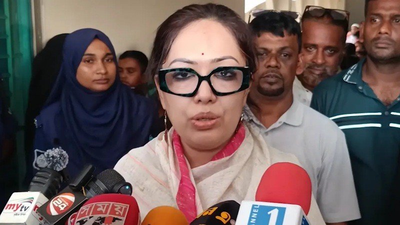 যে কোনো নাগরিক যে কোনো সময় দেশ ছাড়তে ও ঢুকতে পারে: রুমিন ফারহানা