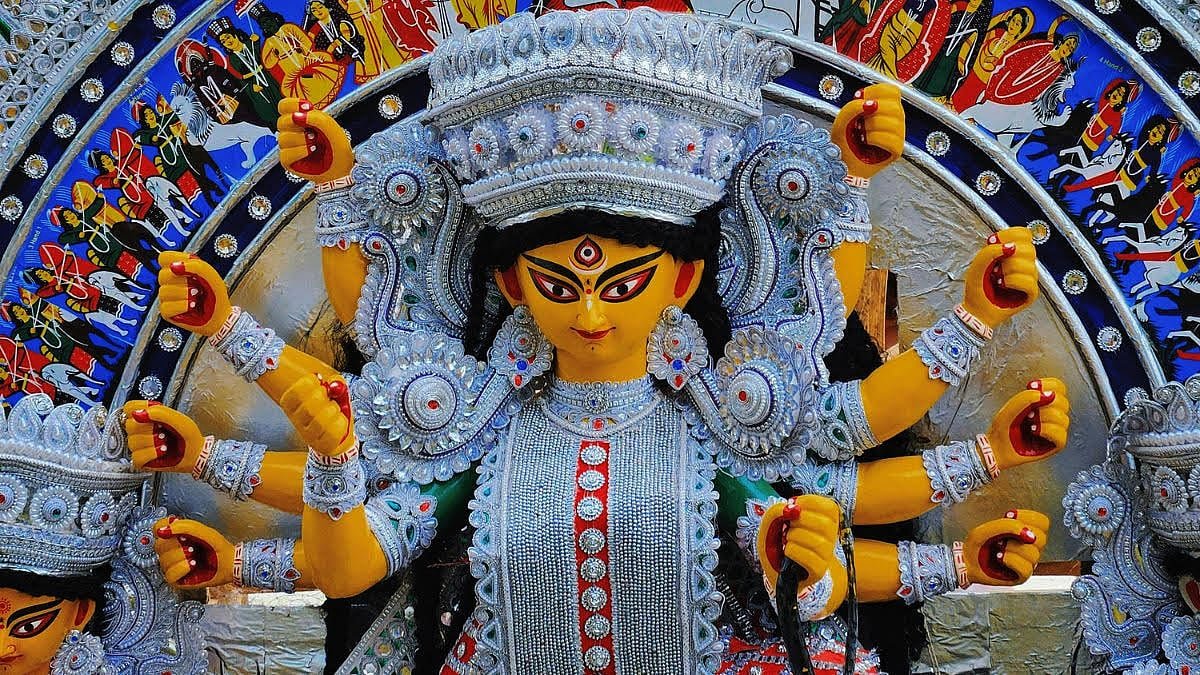 কলকাতায় কমছে দুর্গাপূজা, বাড়ছে উত্তর ও পশ্চিম ভারতের গণেশপূজা