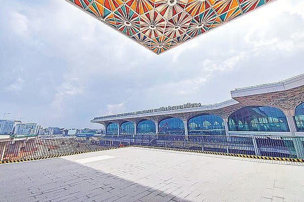 শাহজালাল বিমানবন্দর: ২১ হাজার কোটি টাকার প্রকল্পে সাড়ে ৪ হাজার কোটি টাকার ‘অনিয়ম’