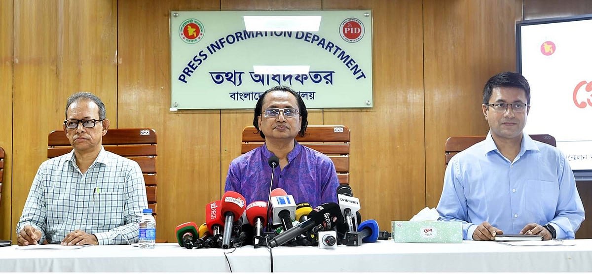 মাফিয়া গ্যাংয়ের হেনস্তার শিকার হওয়া প্রমাণ করে বাঁধন সঠিক পথে ছিলেন: তথ্য উপদেষ্টা