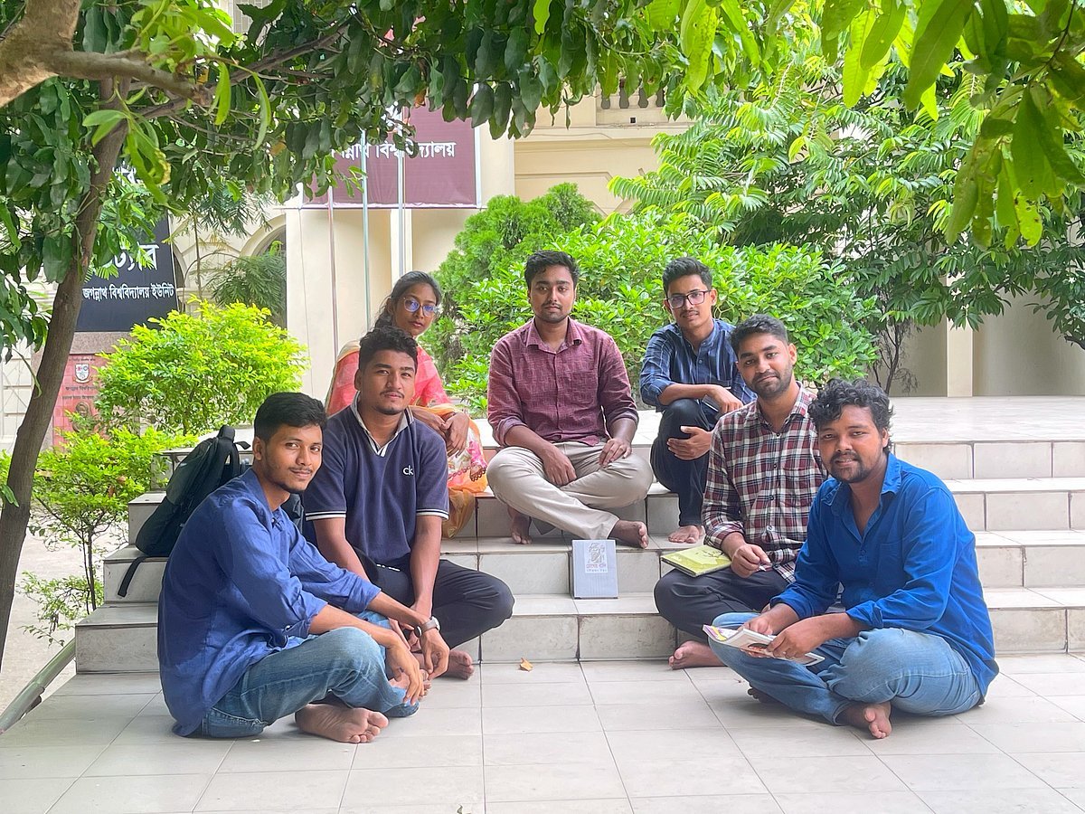‘চোখের বালি’ নিয়ে জগন্নাথ বিশ্ববিদ্যালয় বন্ধুসভার পাঠচক্র