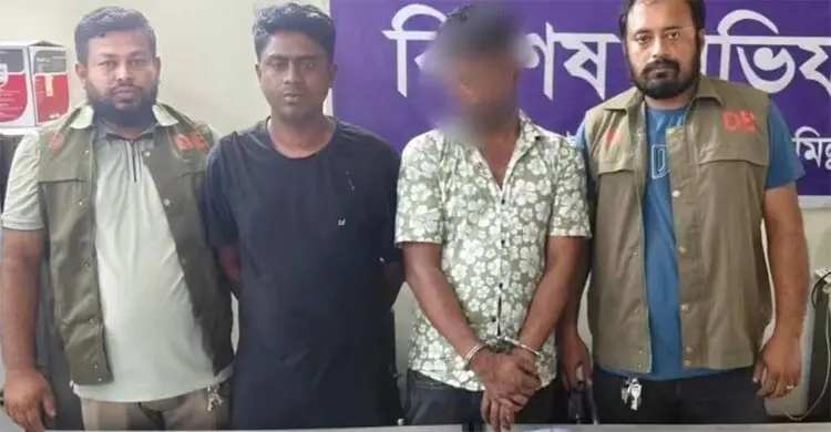 চট্টগ্রামে মাদকবিরোধী অভিযানে গ্রেফতার ৩৮০