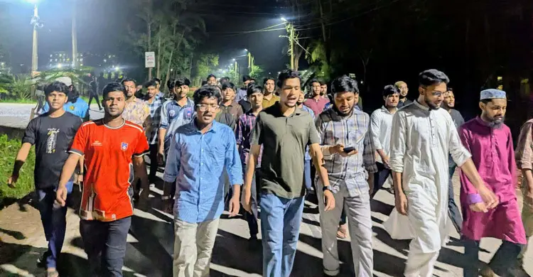 ‘ভাইভা কোটার কবর দে’ স্লোগানে মধ্যরাতে উত্তাল নোবিপ্রবি