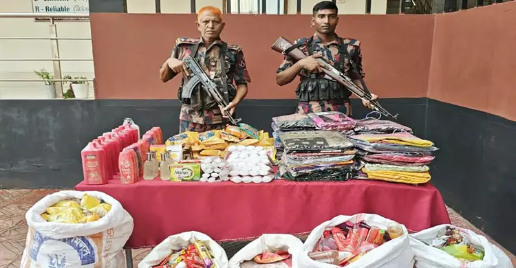 যশোর সীমান্তে বিপুল চোরাচালান পণ্য জব্দ করলো বিজিবি