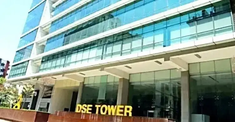 ঘুরে দাঁড়ানোর ইঙ্গিত শেয়ারবাজারে, বেড়েছে সূচক-লেনদেন