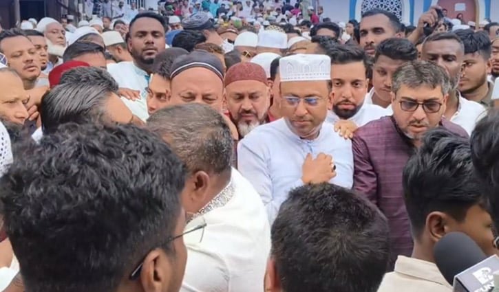 সিলেটে পররাষ্ট্র প্রতিমন্ত্রীর বক্তব্য নিতে গিয়ে হেনস্থার শিকার সাংবাদিকেরা