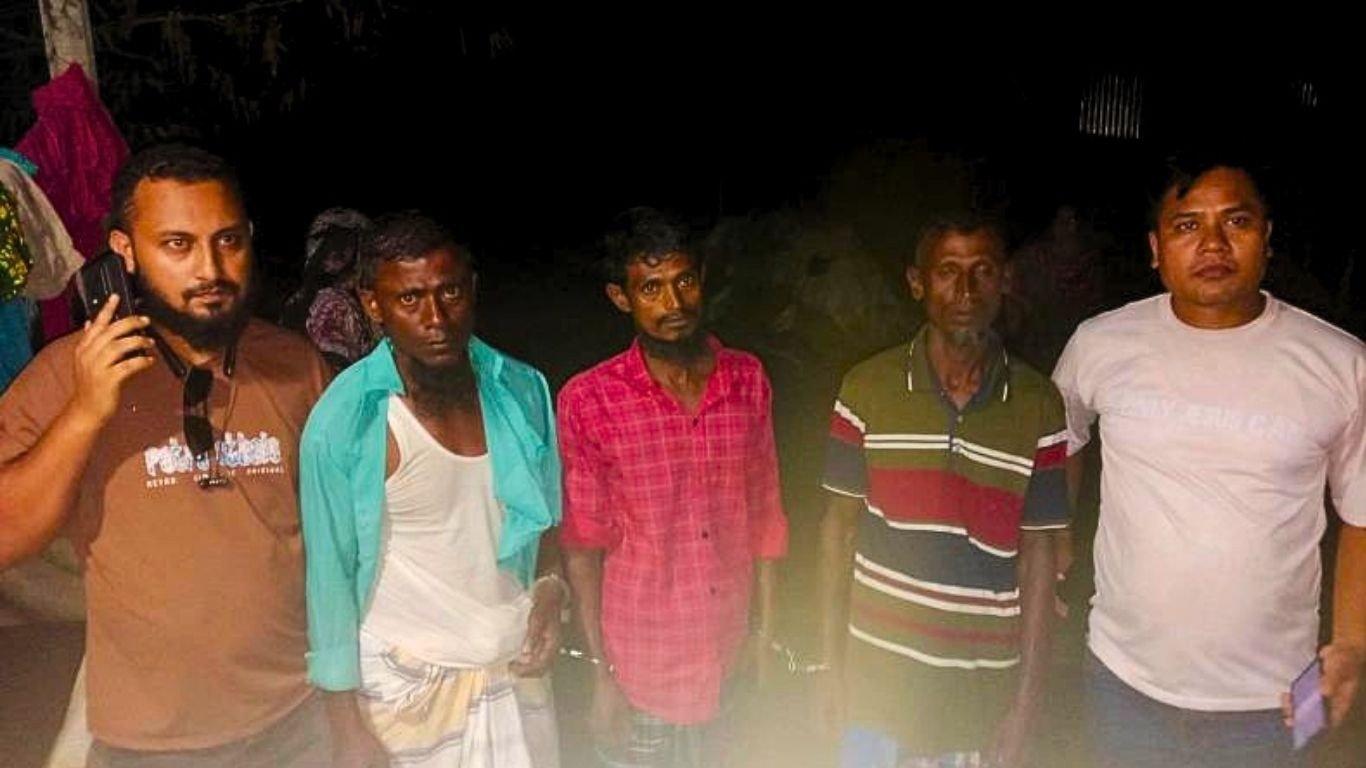 হালুয়াঘাটে শাহেদ আলী হত্যা মামলার তিন আসামি গ্রেফতার