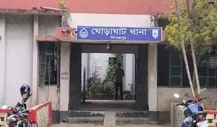 দিনাজপুরে ট্রাকচাপায় মা-মেয়ের মৃত্যু, বাবা আহত