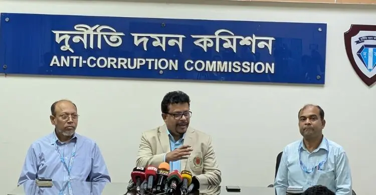 টেকসই উন্নয়ন করতে হলে দুর্নীতিকে নির্বাসনে পাঠাতে হবে: দুদক সচিব